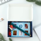 Подарочный новогодний набор «Сказка»: блокнот, карандаши, наклейки и значок - Фото 12