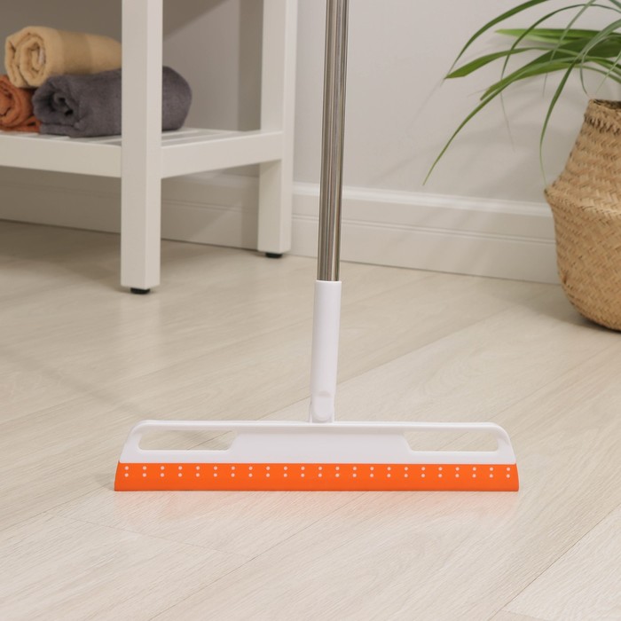 Швабра скребок Raccoon, 2-х секционный черенок из нержавеющей стали, 35×6×81 см - Фото 1