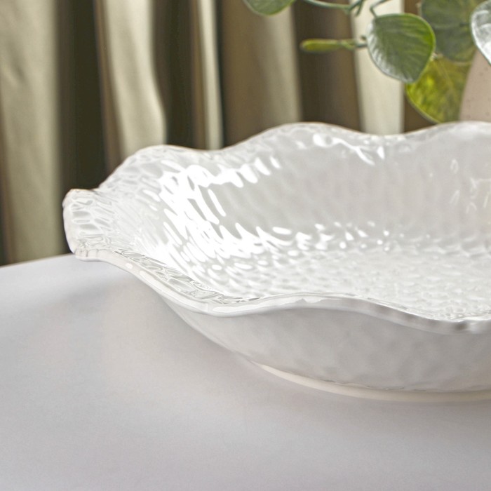 Тарелка керамическая обеденная «Воздушность», 1,1 л, d=28 см, цвет белый - фото 1885453473