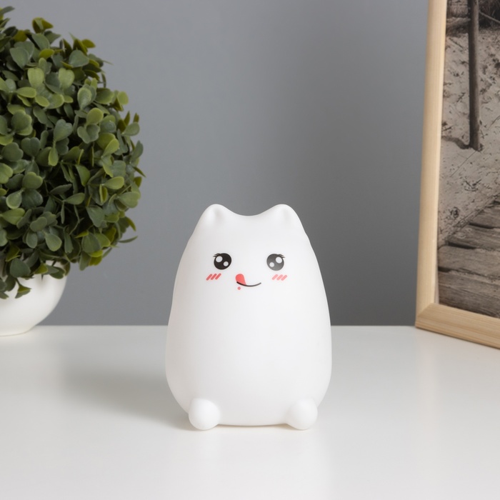 Фигурка светящаяся RISALUX «Кошечка», LED-ночник, от батареек, белый, 9.5×9×13.5 см - Фото 1