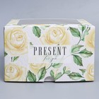 Коробка для капкейков, кондитерская упаковка с окном, 4 ячейки «Белые розы», 16 х 16 х 10 см - Фото 3