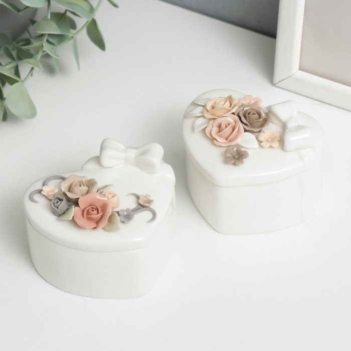 Шкатулка для украшений «Сердце. Бант и розы», керамика, 5.8×8×6.8 см, МИКС - Фото 1