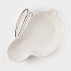 Блюдо Доляна «Зайка в золотом», 20.5×15.5×3.2 см, доломит, белое - Фото 3