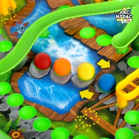 

Настольная игра-бродилка «Усатые старты», 3D-поле