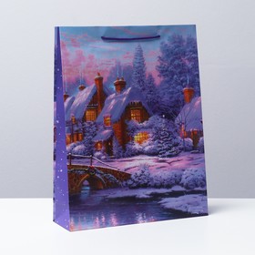 Пакет подарочный "Лесной домик зимой", 33 х 42,5 х 10 см