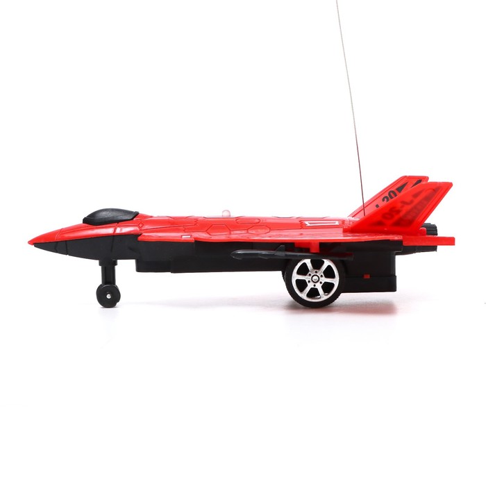 Самолет радиоуправляемый «Истребитель», работает от батареек, цвет красный - фото 1891365866