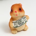 Сувенир полистоун "Зайчик с купюрой/подковой" МИКС 4х3х2,6 см - фото 37795299