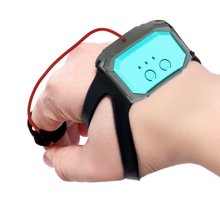 Танк радиоуправляемый Fighter, 4WD, управление жестами, стреляет гелевыми пулями, цвет чёрно-зелёный 56588