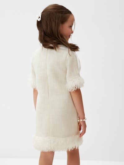 Платье нарядное для девочки MINAKU: PartyDress с перьями, белое, рост 140-146 см