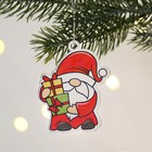 Елочная игрушка «Дед мороз с подарком», хдф, 6,1 х 7,5 см - фото 3015910