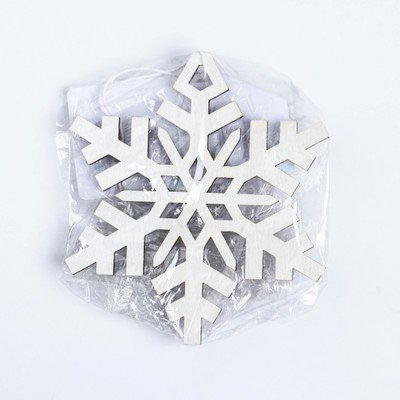 Ёлочная игрушка новогодняя «Снежинка», хдф, 6.9×7.6 см