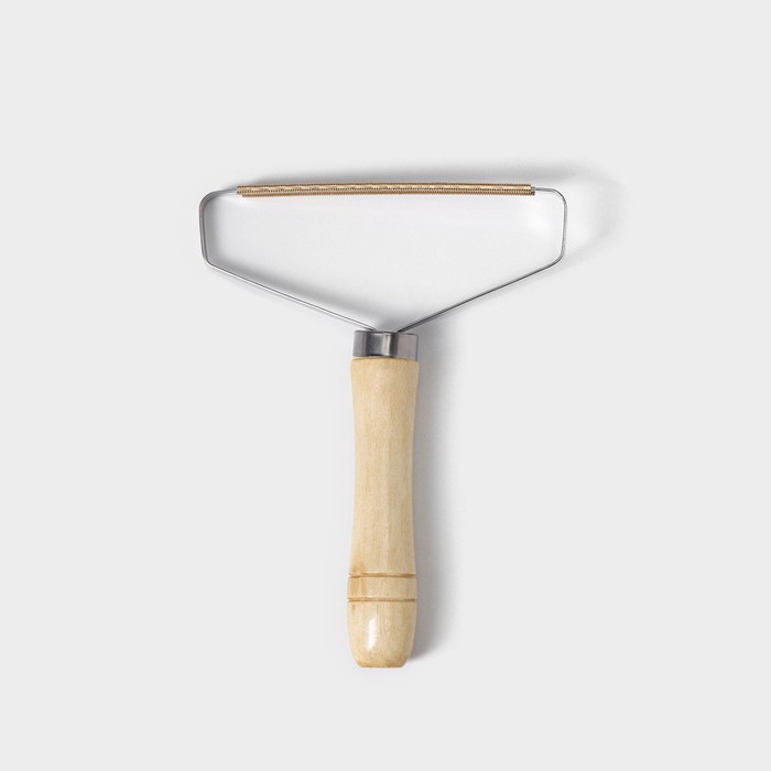 Скребок для чистки одежды, ковров, мебели Доляна, 16.5×12.5 см, ручка сосна - Фото 1