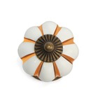 Ручка-кнопка ТУНДРА, d=33, пластик, белая с золотым - Фото 3