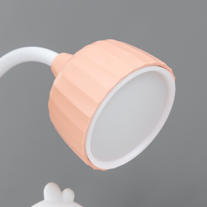 Настольная лампа с точилкой "Утенок" LED 3Вт USB розовый 9,1х8,1х20 см RISALUX - фото 1926512190