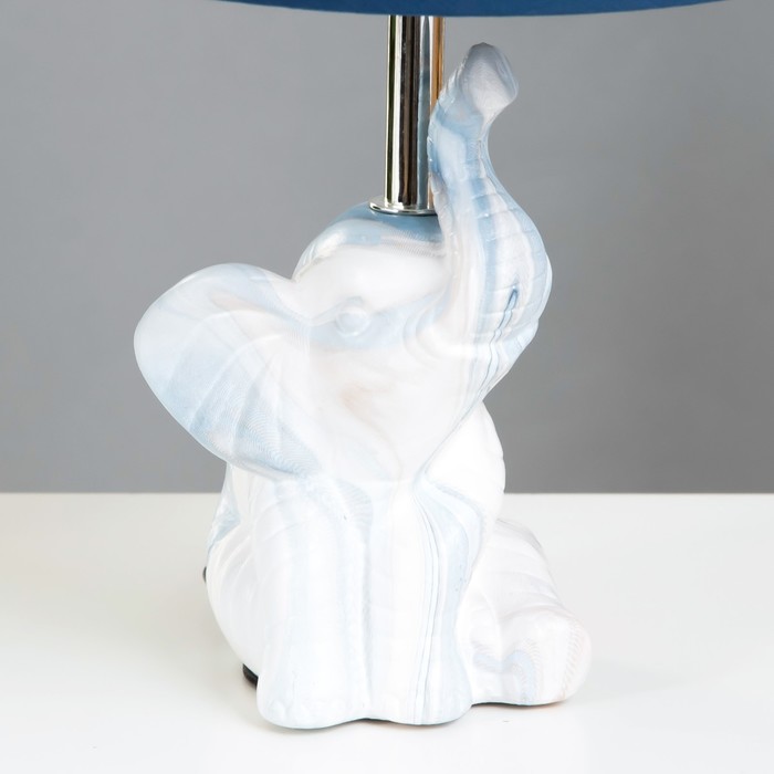 Настольная лампа Слоник E14 40Вт бело-синий 20х20х33 см RISALUX - фото 1907536375