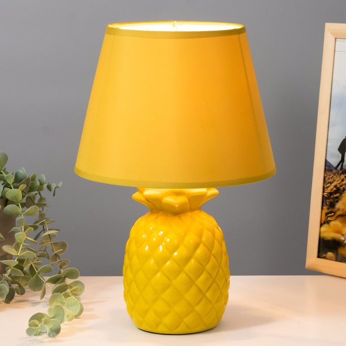 Настольная лампа "Ананас" Е14 40Вт желтый 22х22х33 см RISALUX - фото 1907540880