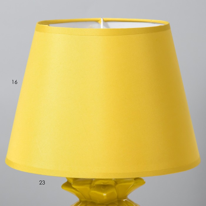 Настольная лампа "Ананас" Е14 40Вт желтый 22х22х33 см RISALUX - фото 1907540882