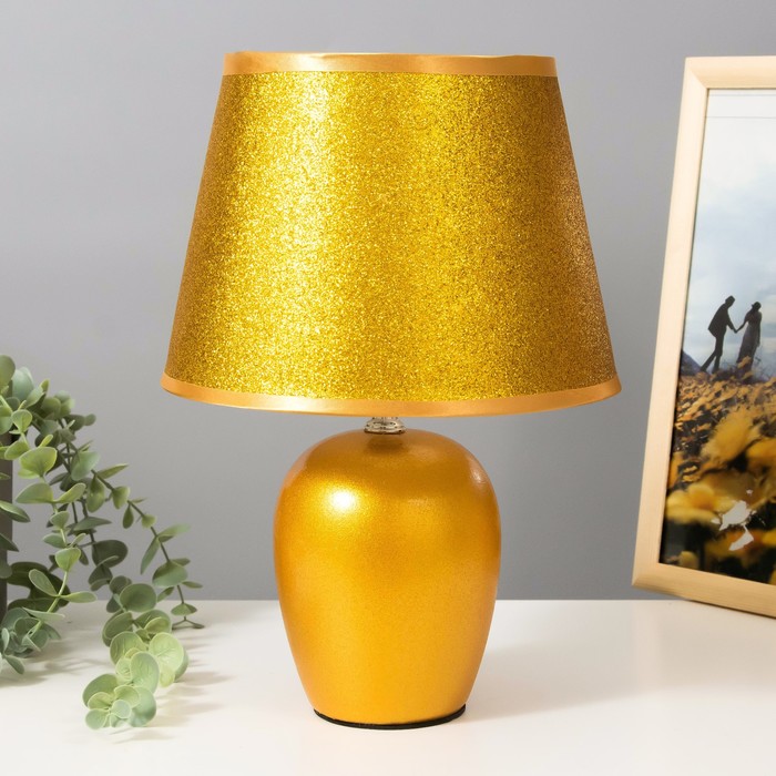 Настольная лампа "Яра" Е14 40Вт золото 21х21х31 см RISALUX - Фото 1
