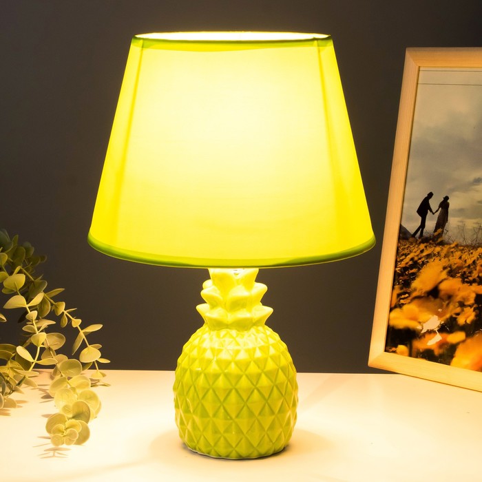 Настольная лампа "Ананас" Е14 40Вт зеленый 20х20х32 см RISALUX - фото 1907541034