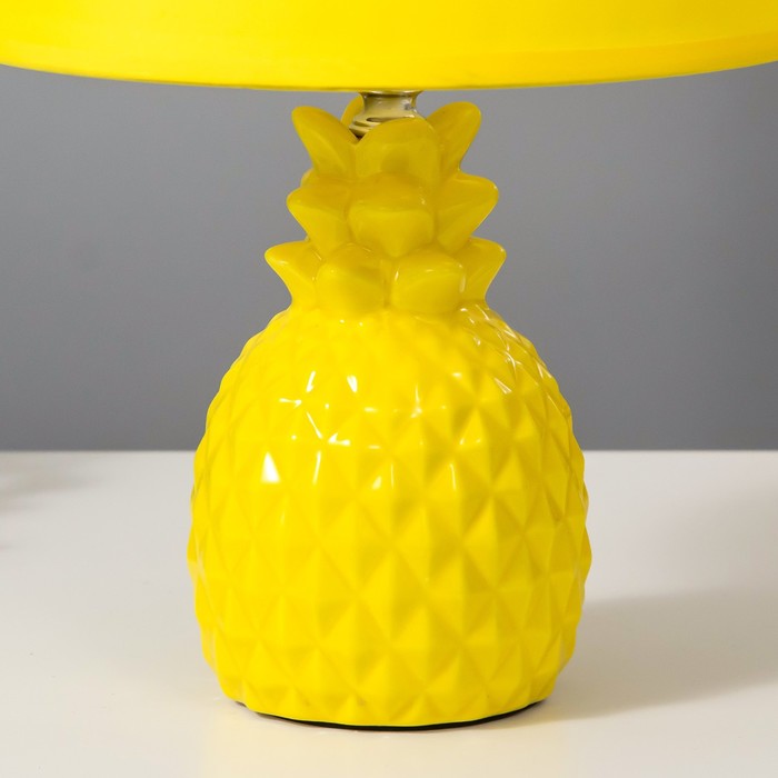 Настольная лампа "Ананас" Е14 40Вт желтый 20х20х32 см RISALUX - фото 1907541043