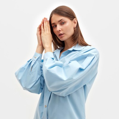 Рубашка женская с объёмными рукавами MINAKU: Casual Collection, размер 48, голубая
