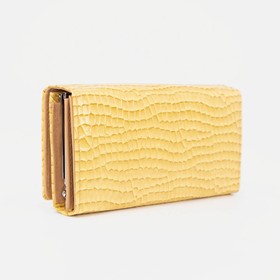 Кошелёк женский на магните, цвет жёлтый