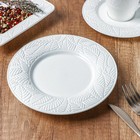 Тарелка фарфоровая десертная Magistro Сrotone, d=18 см, цвет белый - Фото 6