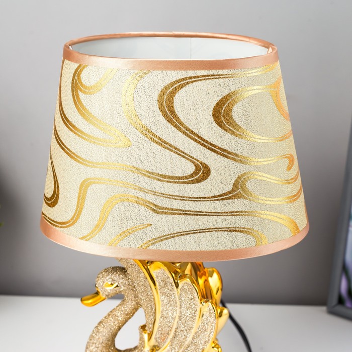 Настольная лампа "Лебедь" Е14 40Вт серо-золотой 15х19х32 см RISALUX - фото 1909005651