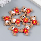 Декор для творчества пластик "Мишка с ромашкой" 2,5х2 см - фото 24587855