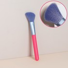 Кисть для макияжа «PENCIL», скошенная, 15 см, цвет розовый/фиолетовый - Фото 2