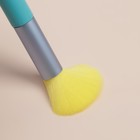 Кисть для макияжа «PENCIL», 14,3 (+/- 1) см,цвет жёлтый/голубой - Фото 5
