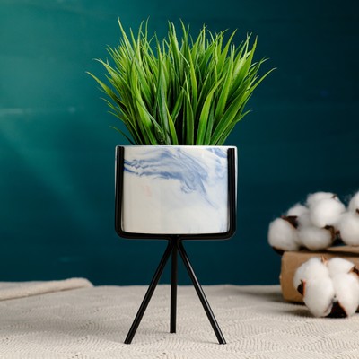 Кашпо «Цилиндр», 280 мл, керамика, на чёрной подставке, белое