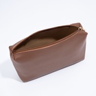 Сумка женская на магните, косметичка, цвет коричневый - фото 21812201