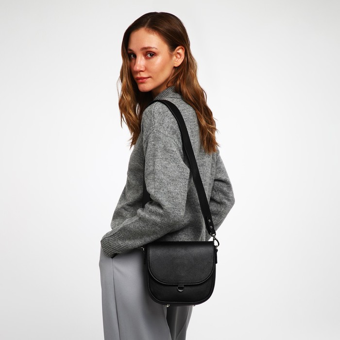 Сумка женская мессенджер TEXTURA на магните, 17×8×19 см, чёрная - Фото 1