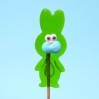 Карамель на палочке "Зая", зелёный, 25 г - Фото 2