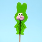 Карамель на палочке "Зая", зелёный, 25 г - Фото 3