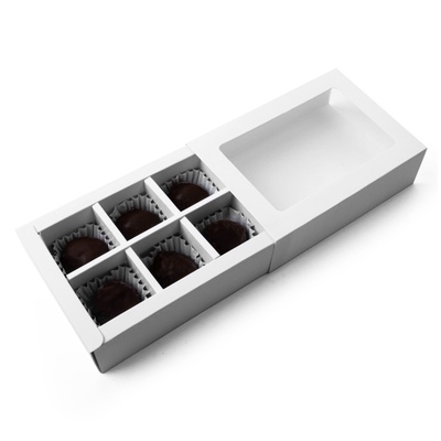 Коробка для 6 конфет с окном, белая, 13.7×9.85×3.85 см