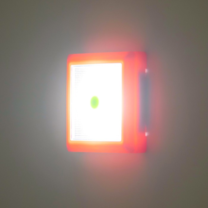 Ночник "Квадро 2" LED от батареек 4хАА красный 2х8,5х8,5 см RISALUX - фото 1907554046