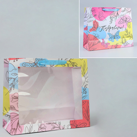 Пакет крафтовый с пластиковым окном «Поздравляю», 31 × 26 × 10 см