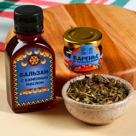 Подарочный набор новогодний «Будьте здоровы»: чай тонизирующий 20 г, варенье из сосновых шишек 30 г, бальзам 100 мл.