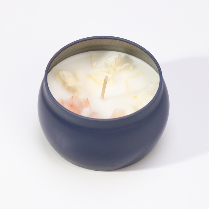 Свеча ароматическая из соевого воска с сухоцветом "Гардения" 4,5х6 см, 80 г - фото 1903193246