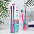 Зубная щетка «Медик» средней жесткости, биоразлогаемая, голубой + розовый, 2 шт. - фото 24477248