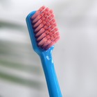 Зубная щетка «Медик» средней жесткости, биоразлагаемая, голубой + зеленый, 2 шт. - фото 23242123