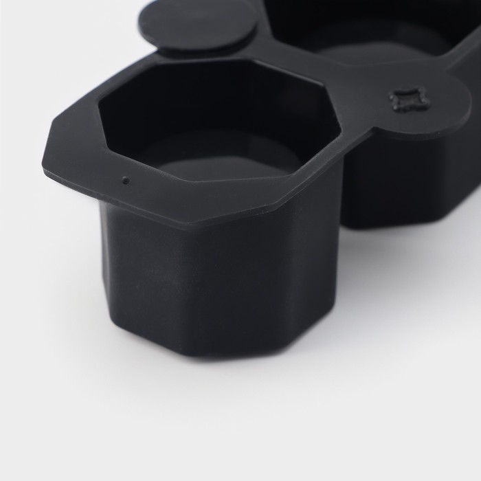 Форма силиконовая для льда и шоколада Доляна «Стопка», 22×9 см, 3 ячейки, цвет чёрный