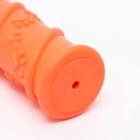Жевательная игрушка для собак «Палка с лапками», 17.9×4.2 см, с утопленной пищалкой, TPR, оранжевая - Фото 5