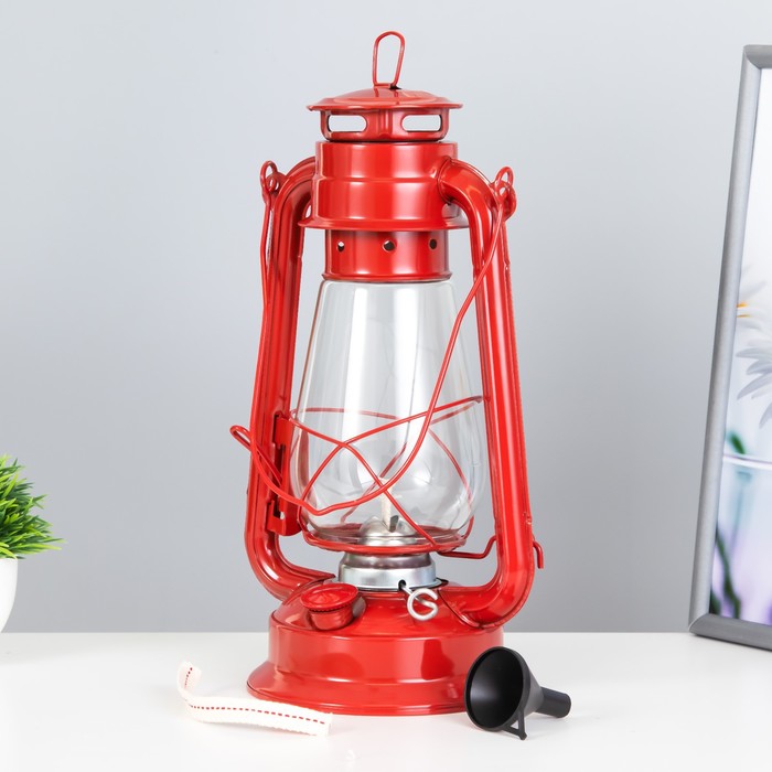 Керосиновая лампа декоративная красный 14х18х30 см RISALUX - фото 1885502502