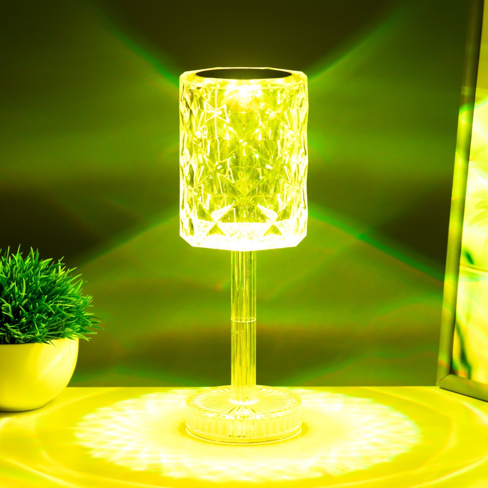 Настольная лампа с ПДУ "Оланди" LED 16 цветов RGB сенсорная USB 8,5x8 ...