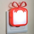 Ночник "Подарок" 4xLED розовый 6,5х5,5х9 см RISALUX - фото 31541758