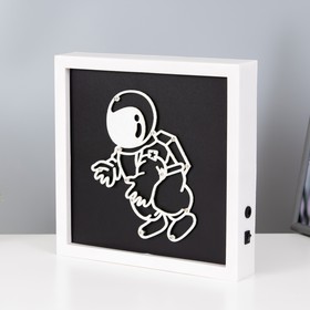 

Ночник "Космонавт" LED USB от батареек 3хАА белый 24,5х24,5х3,5 см