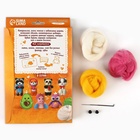 Игрушка из шерсти «Уточка в капюшоне» - Фото 3